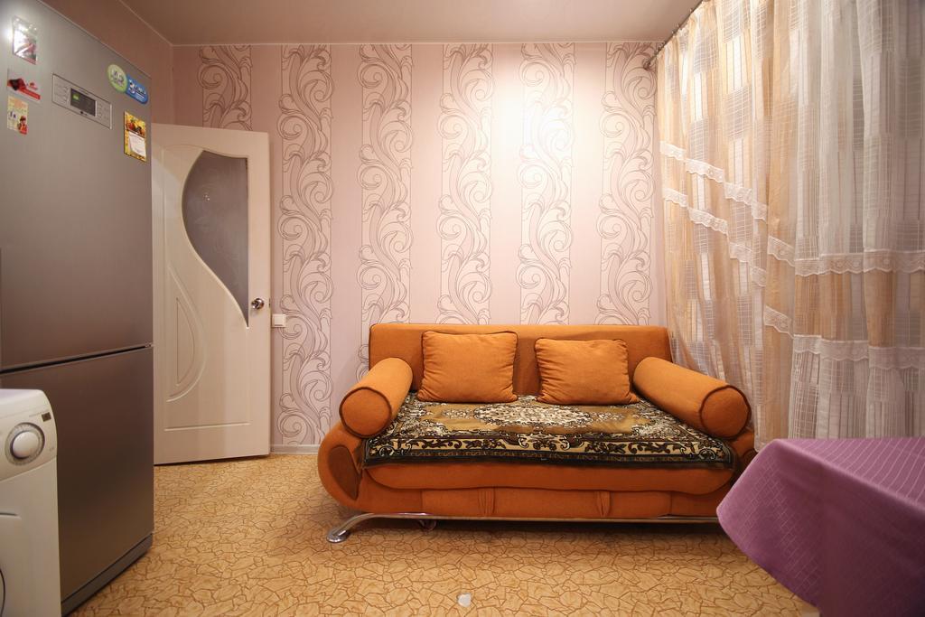 Room-Club Na Prospekte Slavy Bélgorod Habitación foto